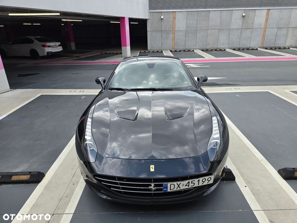 Ferrari California T - 28