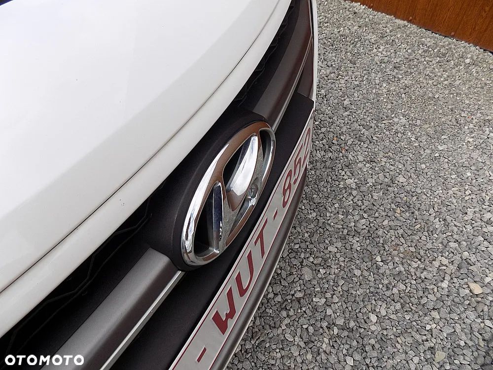 Hyundai i30 1.6 GDI BlueDrive Go DCT - 22