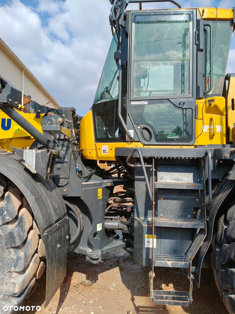 Komatsu WA475-10E0 2 - 6