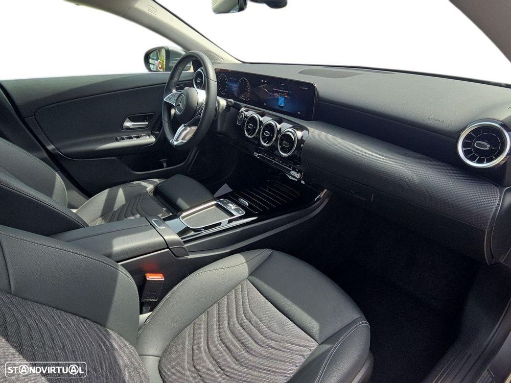 Mercedes-Benz CLA 180 d Shooting Brake Progressive Aut. - 15