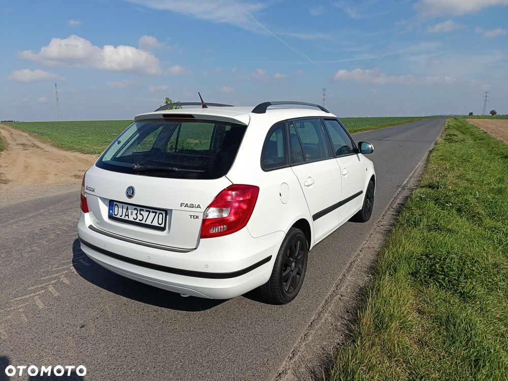 Skoda Fabia - 6