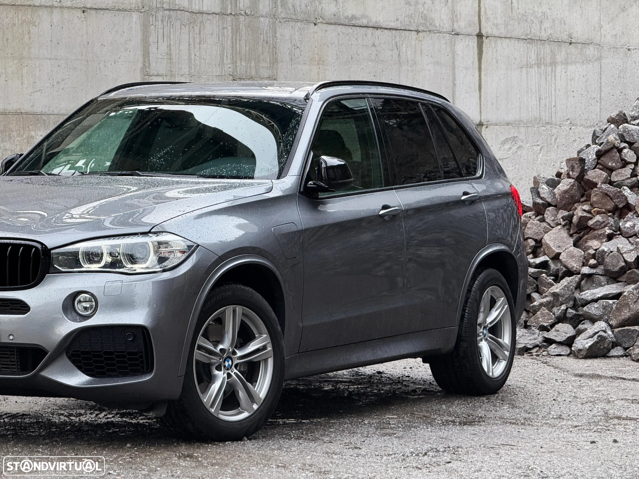 BMW X5 40e xDrive Pack M - 13