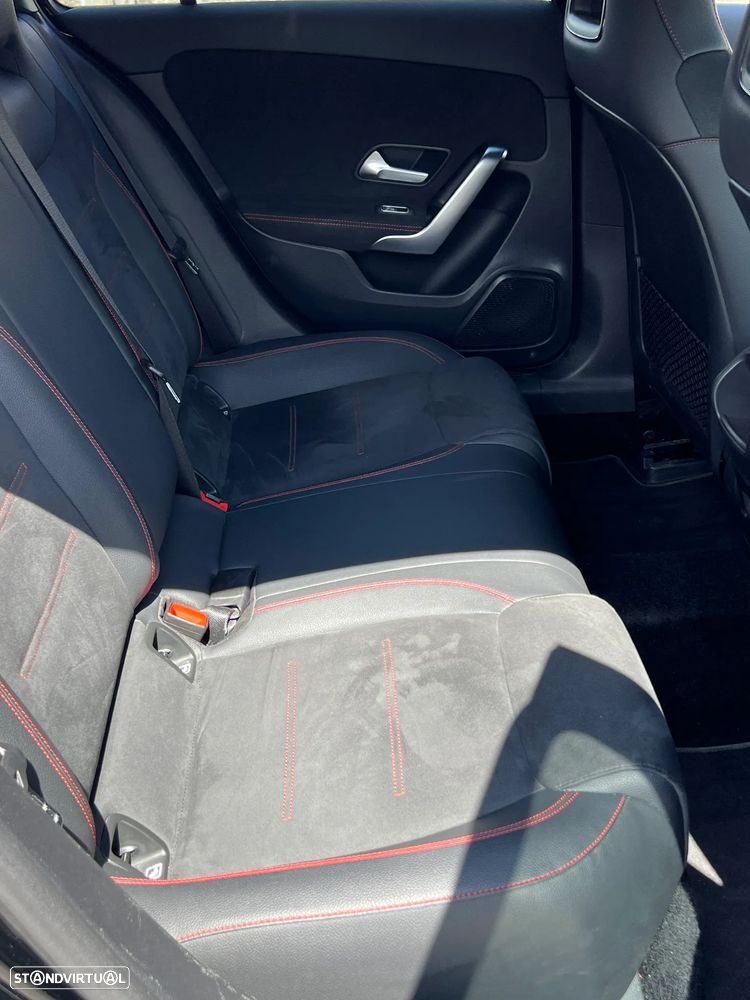 Mercedes-Benz A 250 e 8G-DCT AMG Line - 16