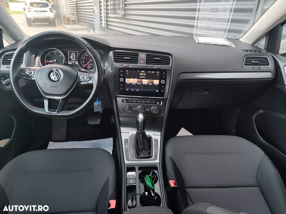 Volkswagen Golf 1.6 TDI DSG Comfortline - 8