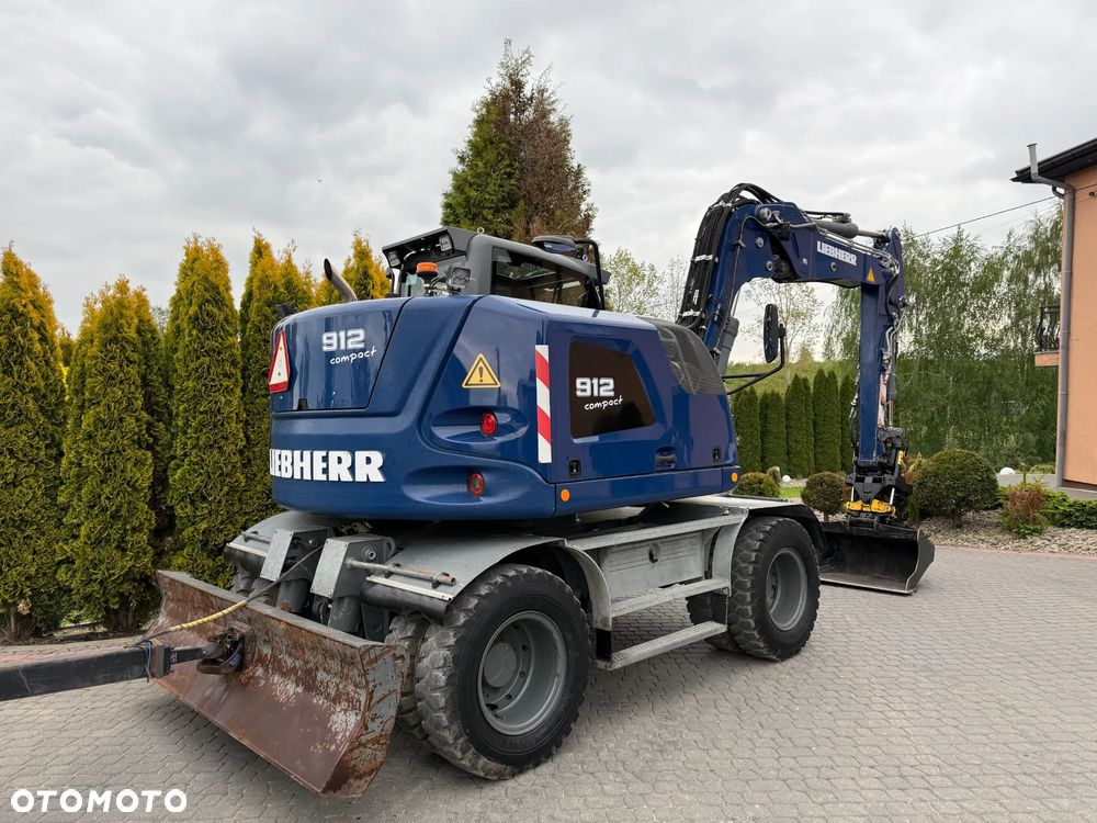 Liebherr 912 Rototilt + Szczypce - 8