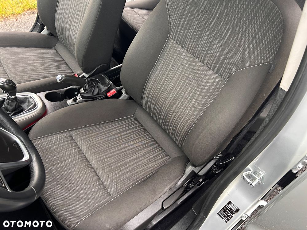 Opel Astra 1.4 T Cosmo - 18