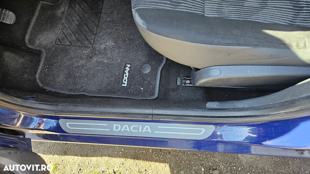 Dacia Logan K90 1.6 16v Laureate - 16