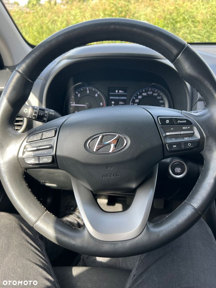 Hyundai Kona - 21