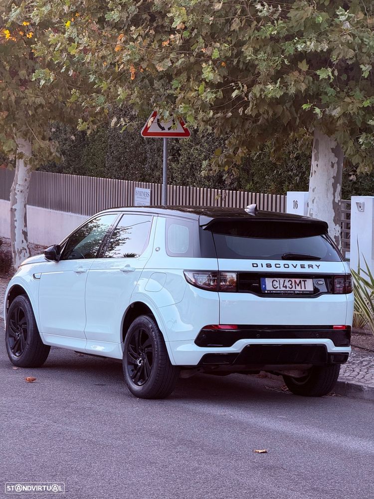 Land Rover Discovery Sport P300e R-Dynamic SE - 19
