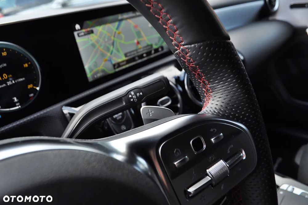Mercedes-Benz CLA 200 AMG Line 7G-DCT - 21