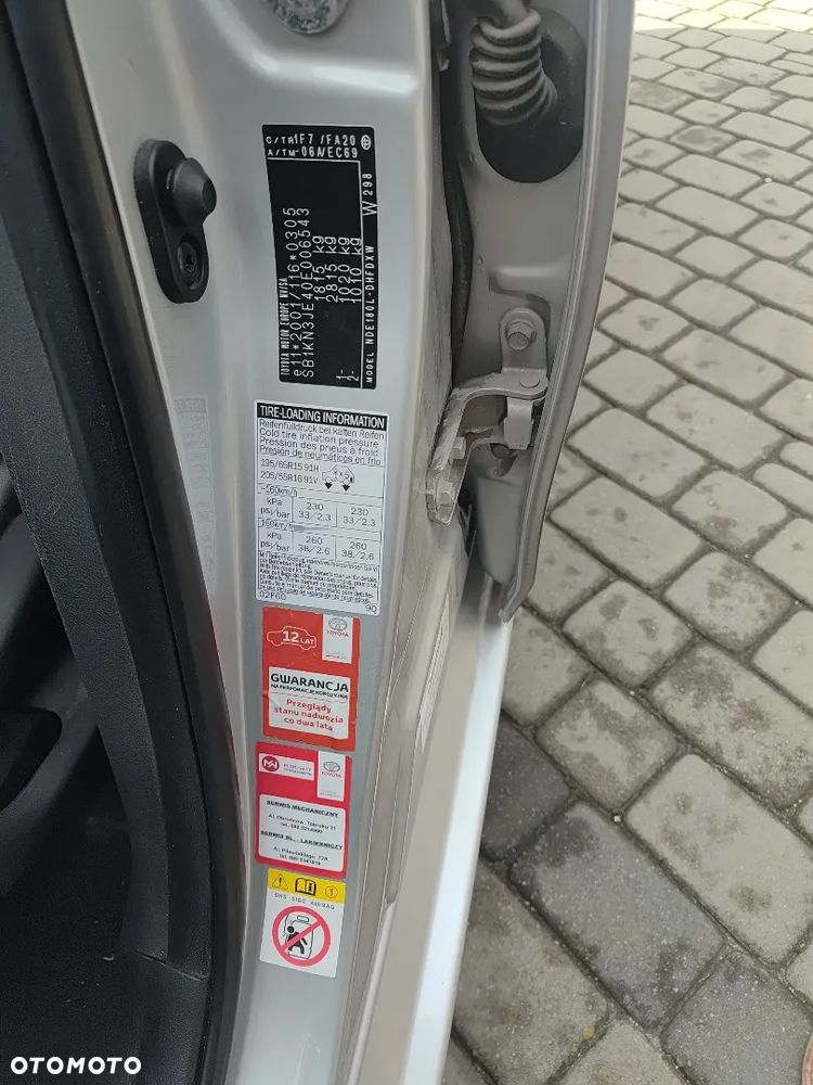 Toyota Auris 1.4 D-4D Active - 3