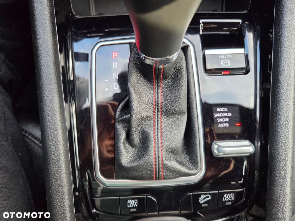 Jeep Compass - 16
