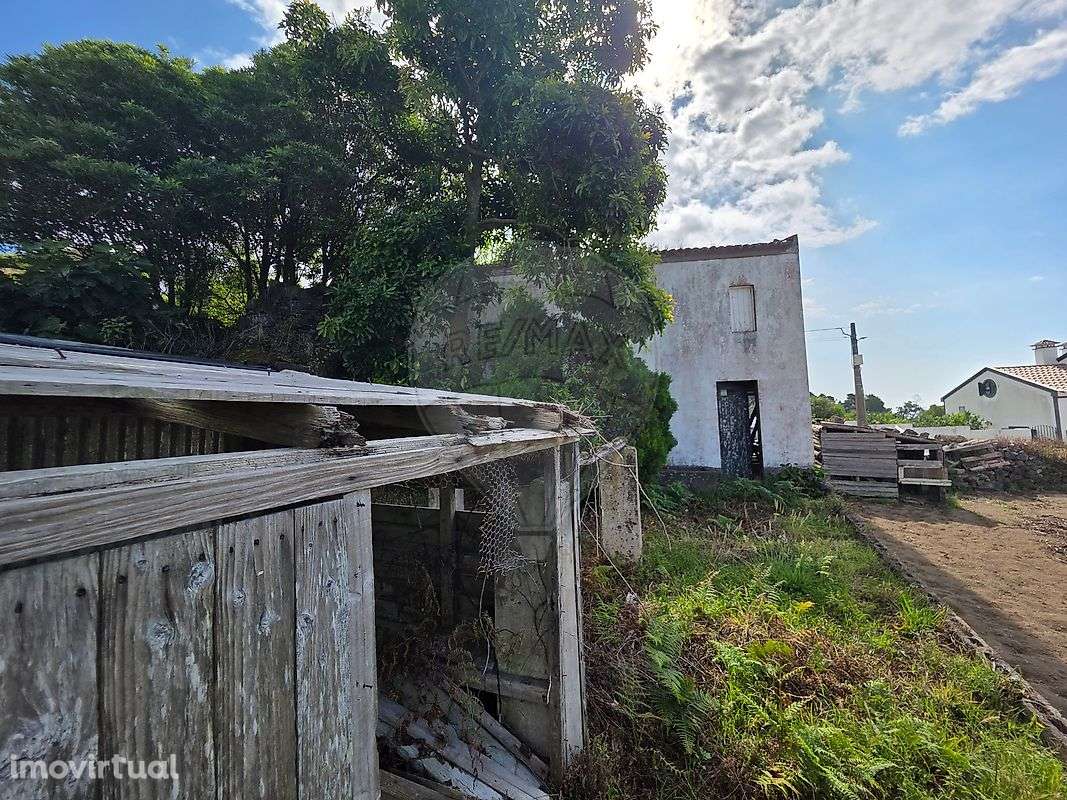 Moradia T1 para venda - Grande imagem: 3/17