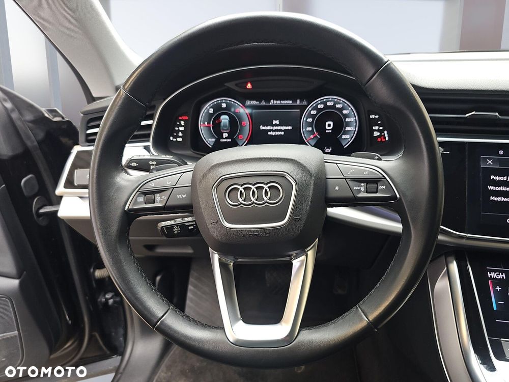 Audi Q8 - 13