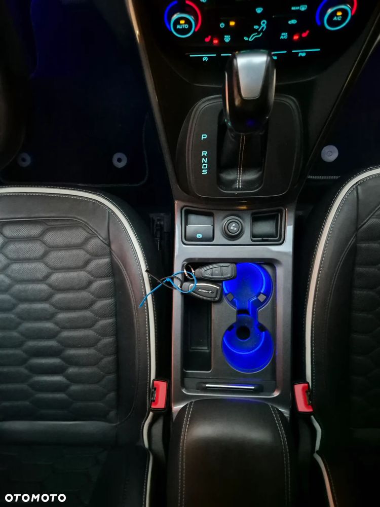 Ford Kuga 2.0 TDCi 4x4 Vignale - 33