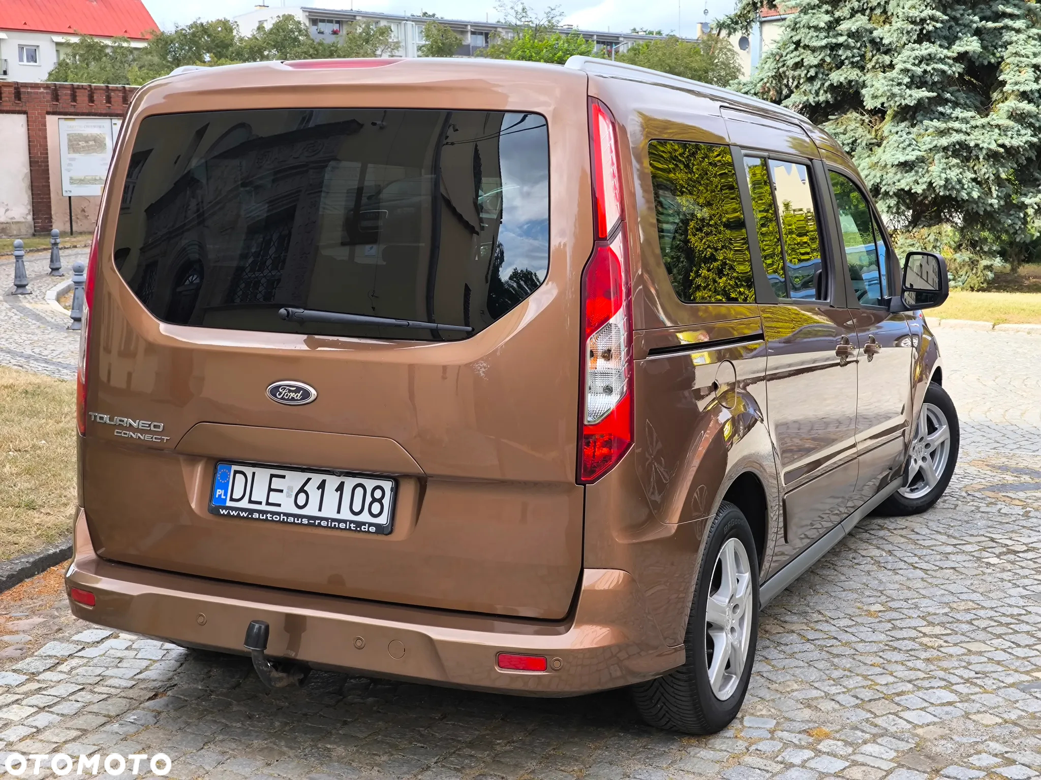 Ford Tourneo Connect Grand - 10