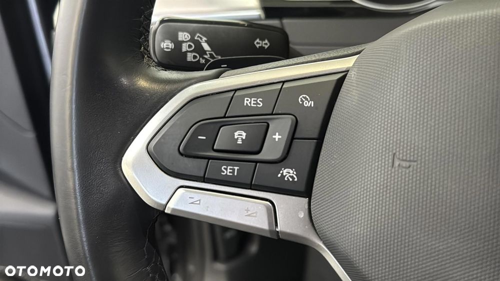 Volkswagen Passat 2.0 TDI EVO Elegance DSG - 27