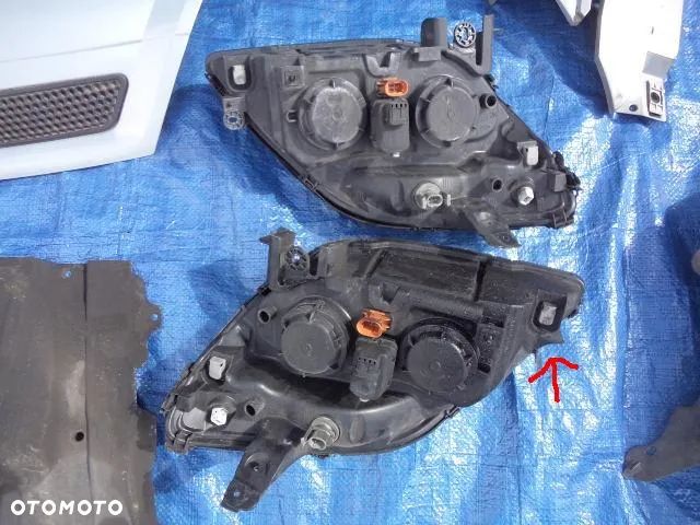 REFLEKTOR LAMPA PRAWY PRZÓD RENAULT SCENIC I RX4 - 2