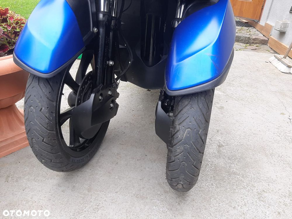 Yamaha Tricity - 21