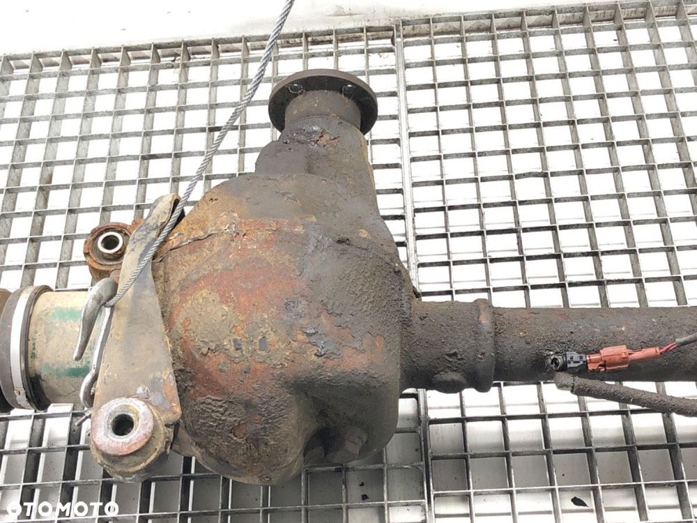 MOST DYFER PRZÓD PÓŁOŚ  ISUZU RODEO samochód terenowy zamknięty 1997 - 2004 3.2 V6 151 kW [205 - 3