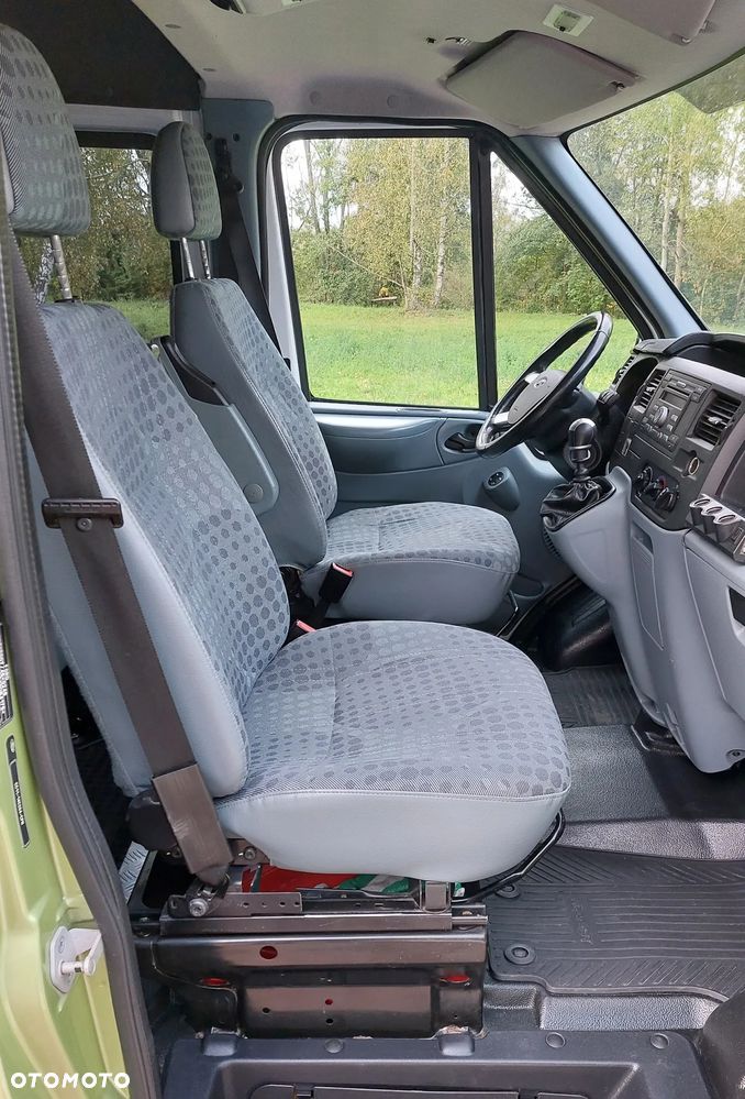 Ford Transit - 17