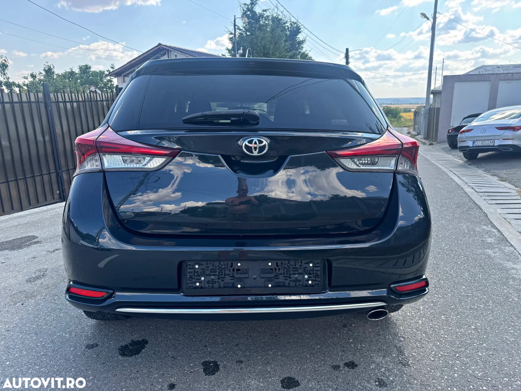 Toyota Auris 1.6 D-4D Design Edition - 5