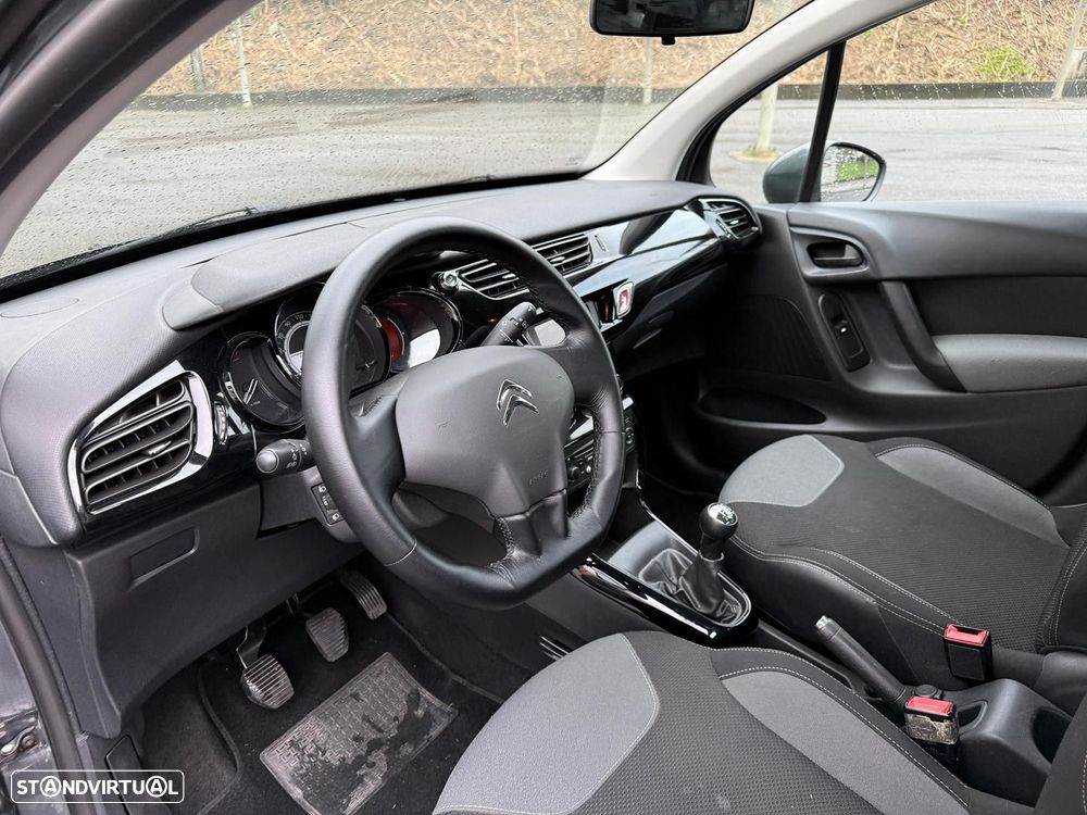 Citroën C3 Pure Tech Attraction - 15