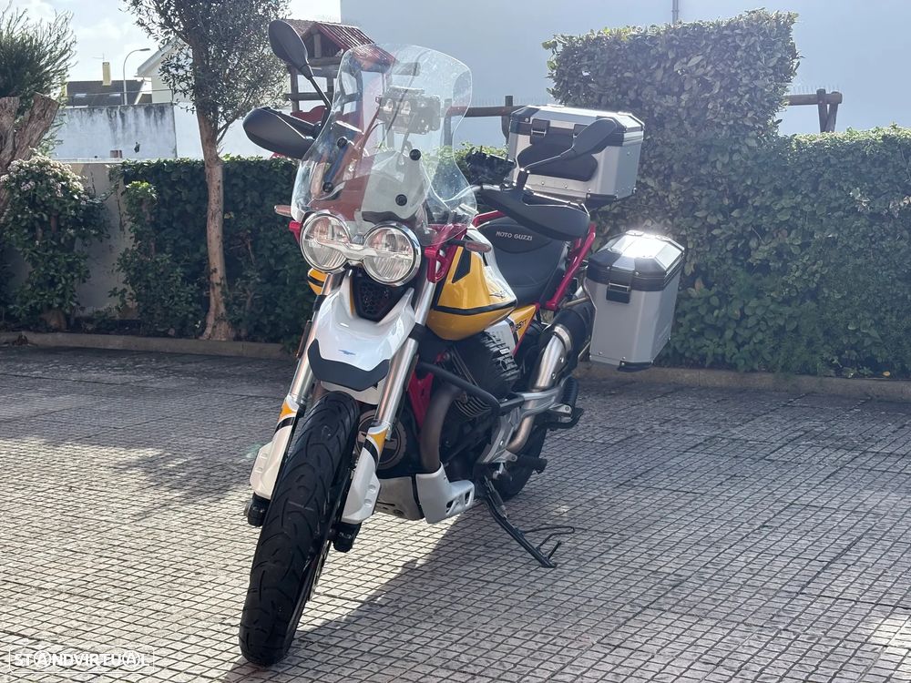 Moto Guzzi V85 TT - 3