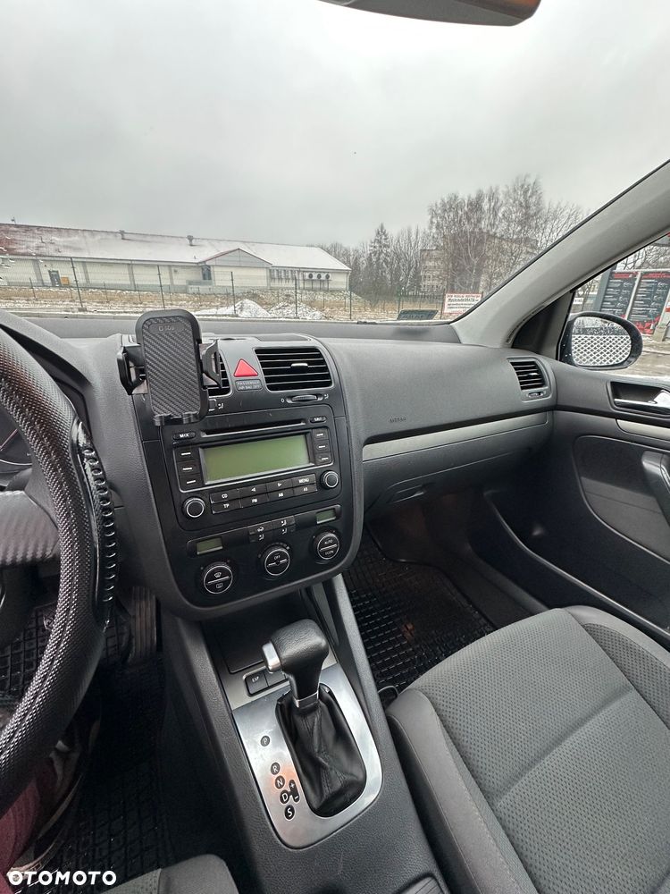 Volkswagen Golf 2.0 FSI Automatik Comfortline - 12