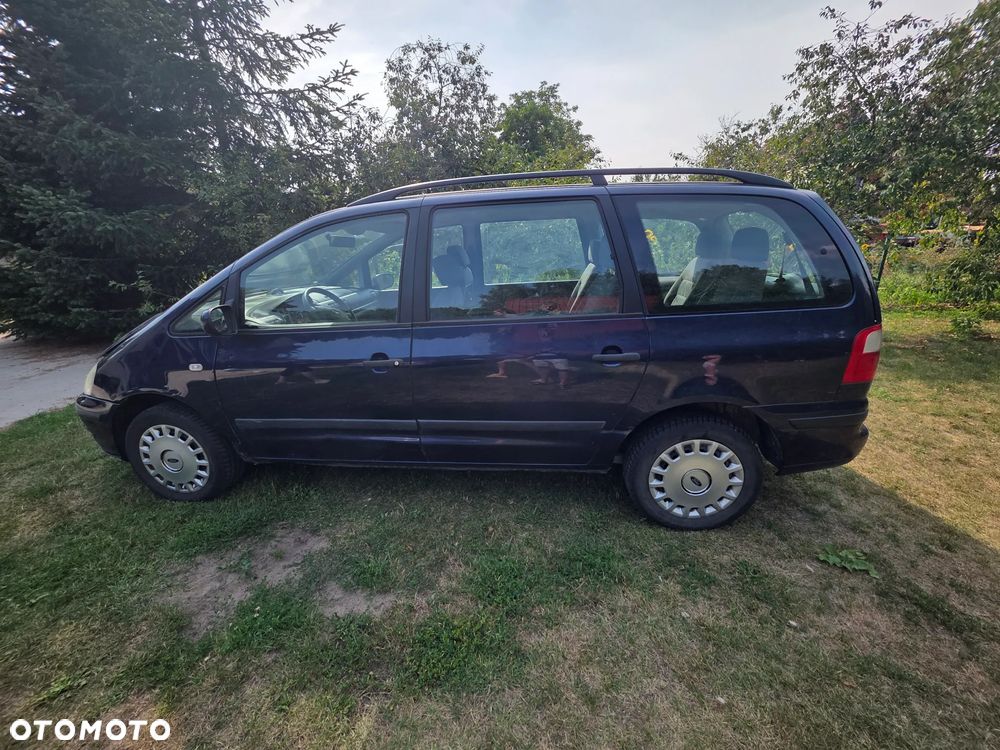 Ford Galaxy 1.9 TDI Ambiente - 5