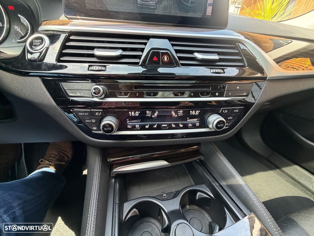 BMW 520 d xDrive Aut. Luxury Line - 27