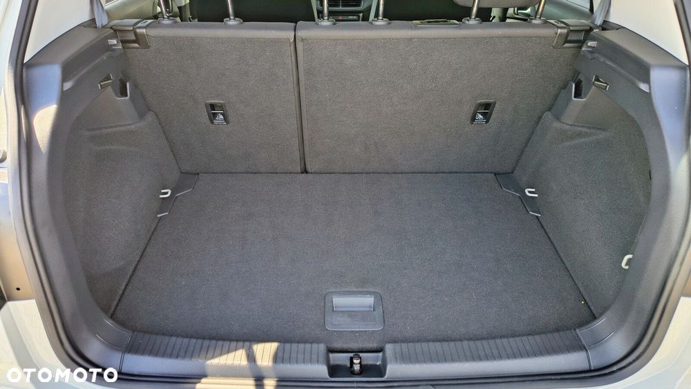 Volkswagen T-Cross - 13