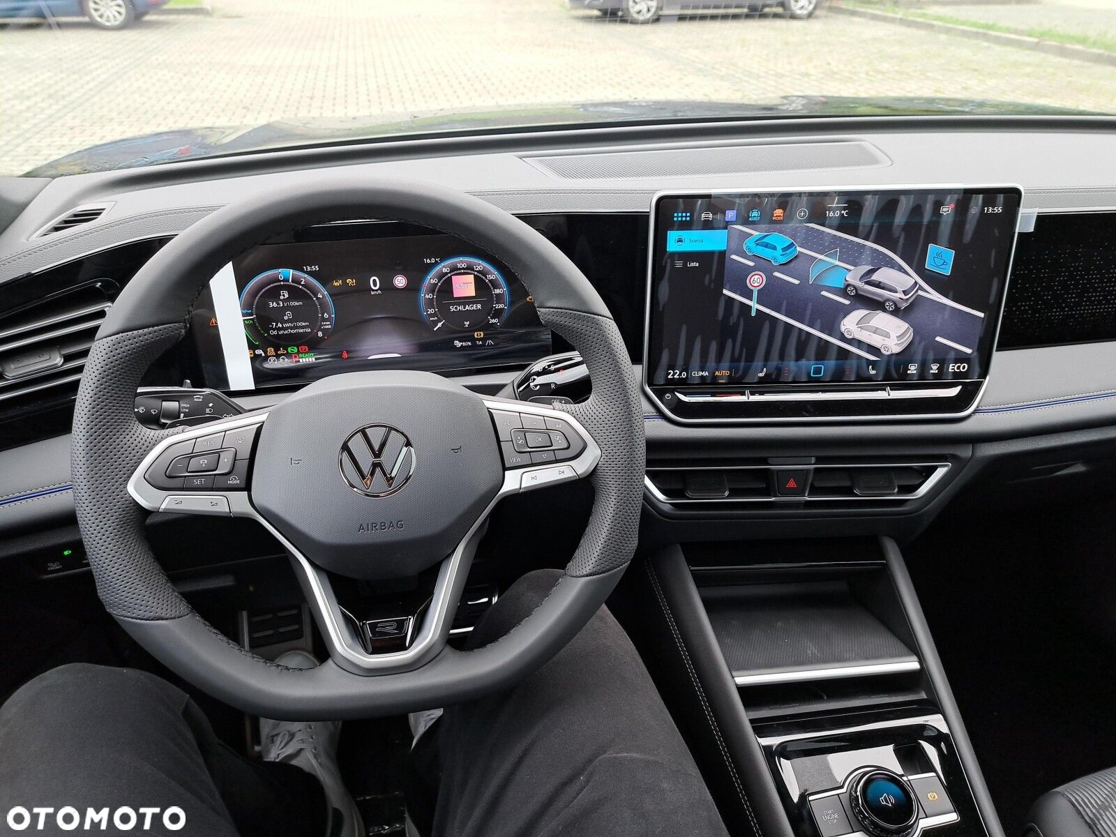 Volkswagen Tiguan - 13
