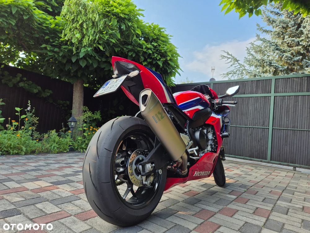 Honda CBR - 15
