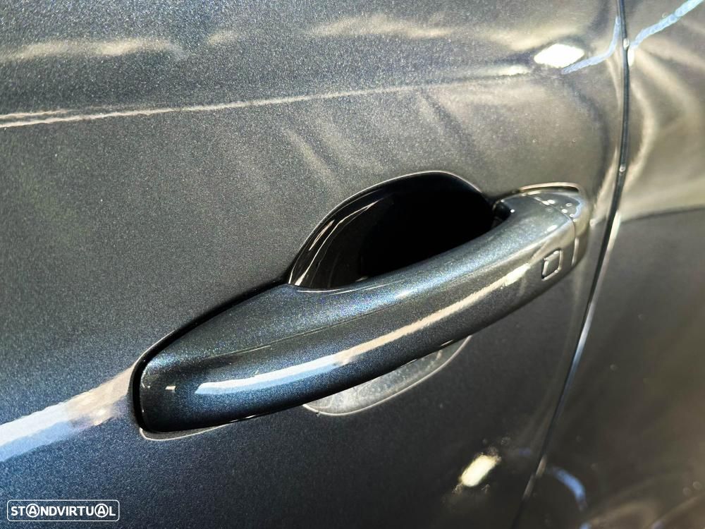 Renault Clio 1.0 TCe RS Line - 19