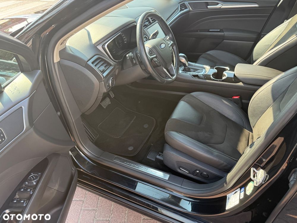 Ford Mondeo 2.0 TDCi Bi-Turbo PowerShift-Aut Titanium - 14