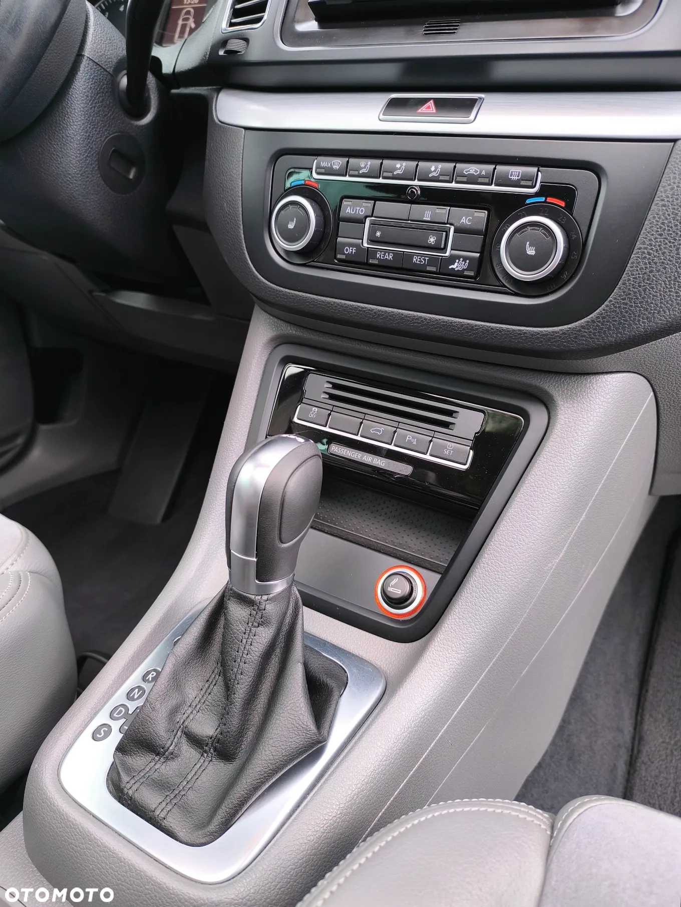 Volkswagen Sharan 2.0 TSI Highline DSG - 27