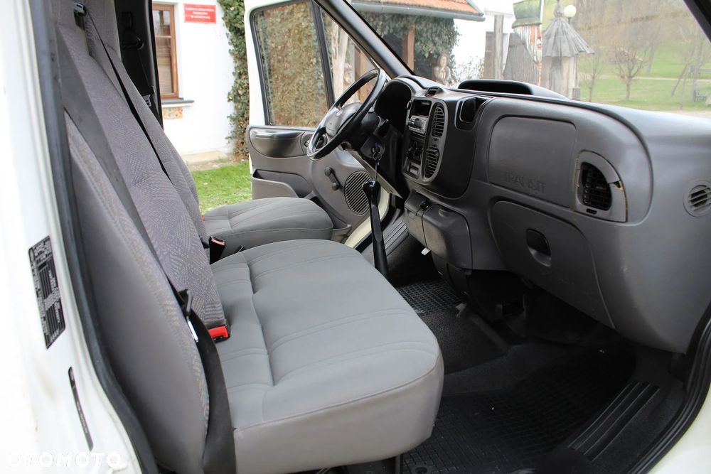 Ford Transit T350 Solidna Wywrotka Na Bliźniaku na Kat B Zdrowa Bez Grama Rdzy - 18