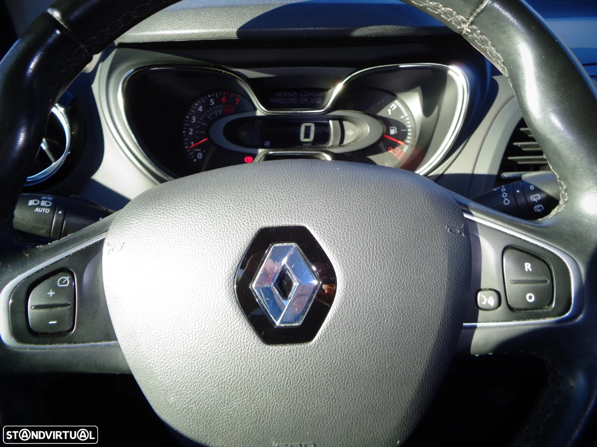 Renault Captur 0.9 TCE Exclusive - 19