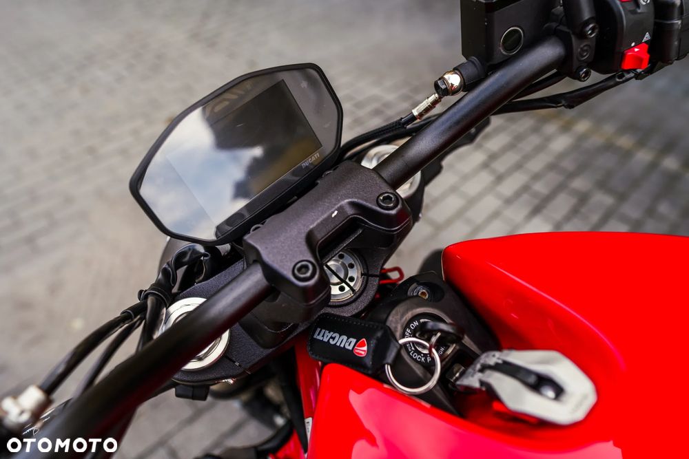 Ducati Monster - 15