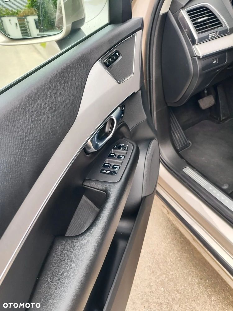 Volvo XC 90 B5 B AWD Plus Bright - 13