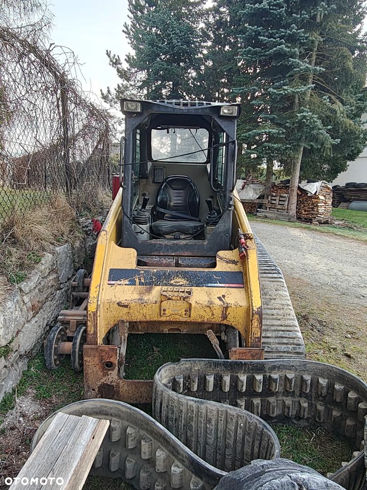 Caterpillar 277B - 3