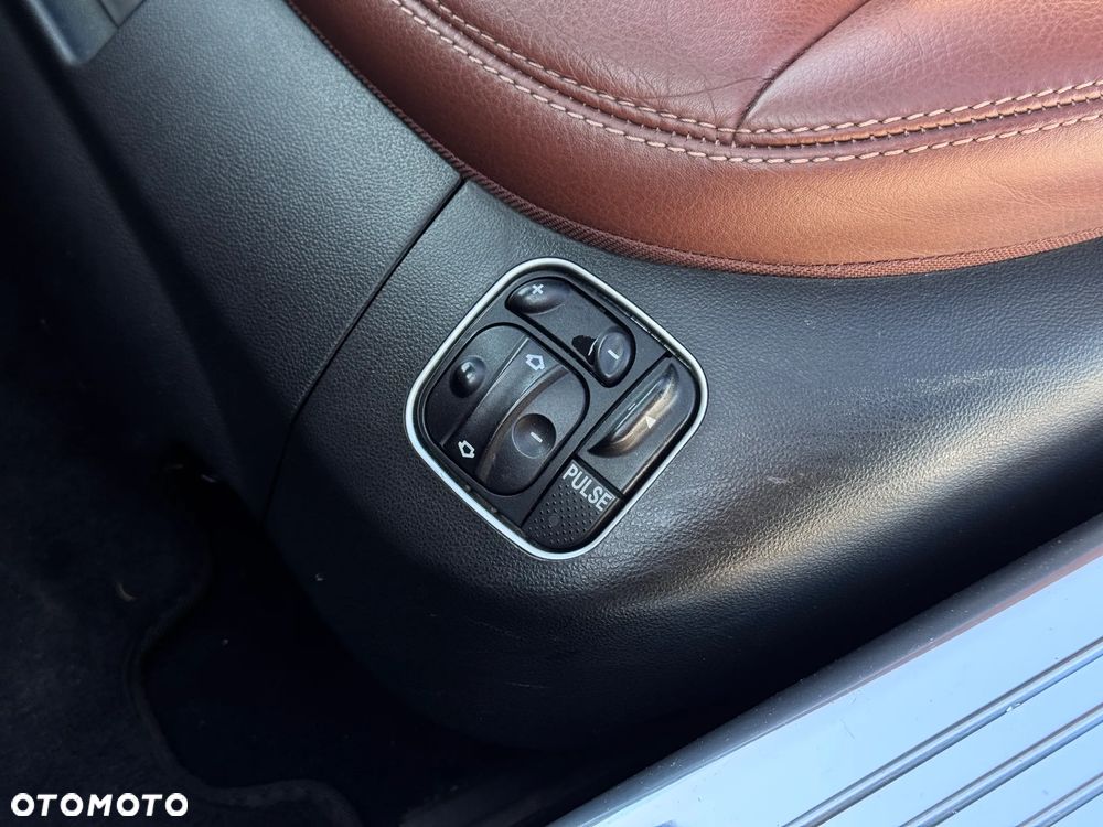 Mercedes-Benz SL - 34