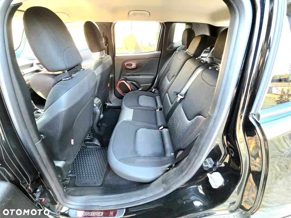 Jeep Renegade 1.3 GSE T4 Turbo Upland 4x4 S&S - 15