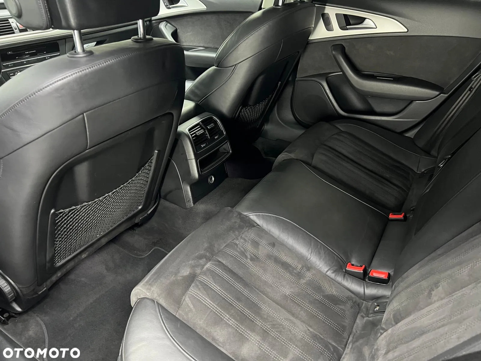 Audi A6 Avant 2.0 TDI Ultra S tronic - 29