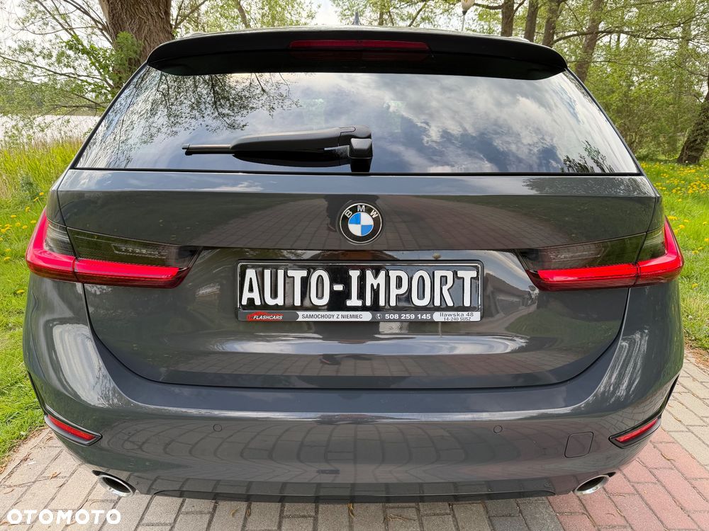 BMW Seria 3 320d Edition Luxury Line Purity - 4