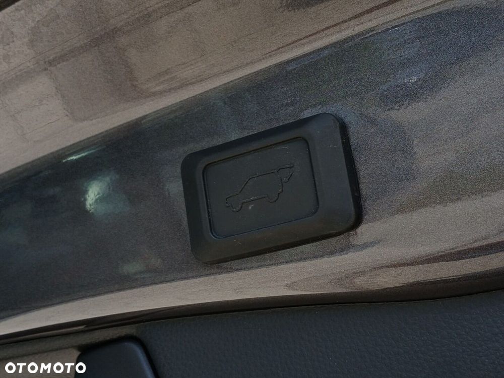 Toyota RAV4 2.5 Hybrid Selection 4x4 - 38