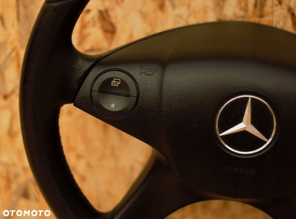 MERCEDES C KLASA W204 PODUSZKA KIEROWCY KIEROWNICY - 2