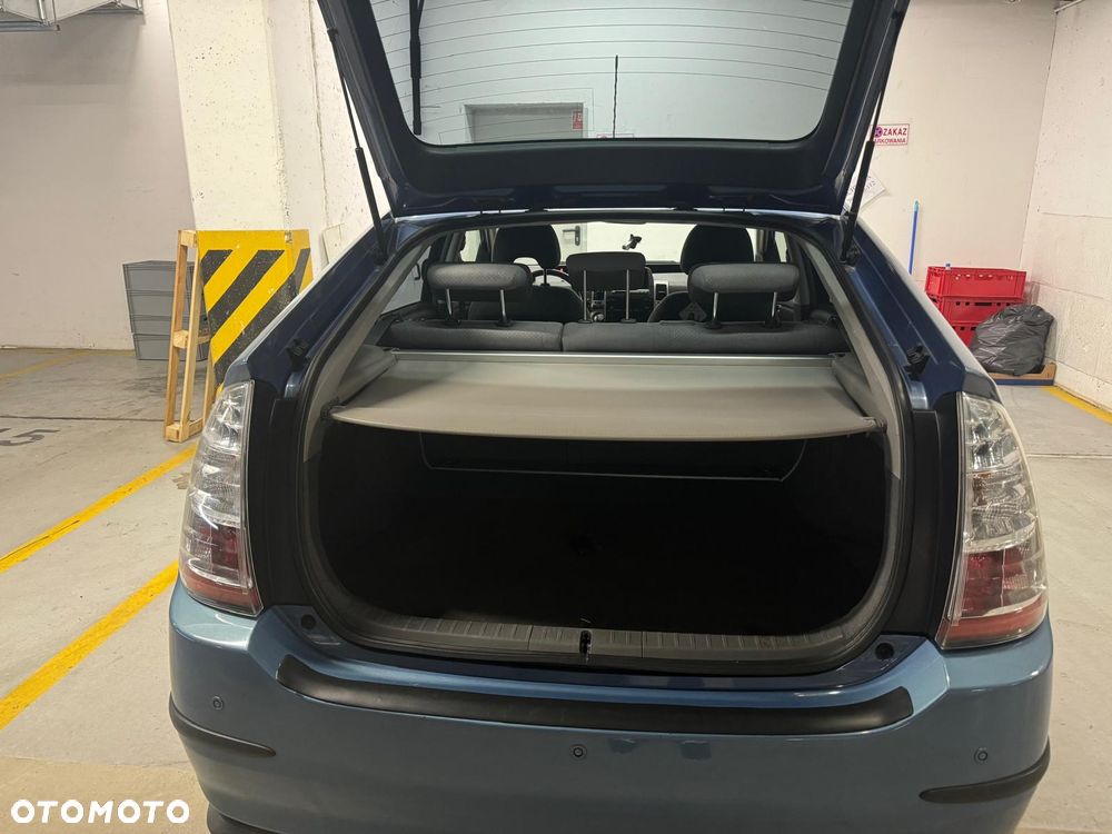 Toyota Prius - 7