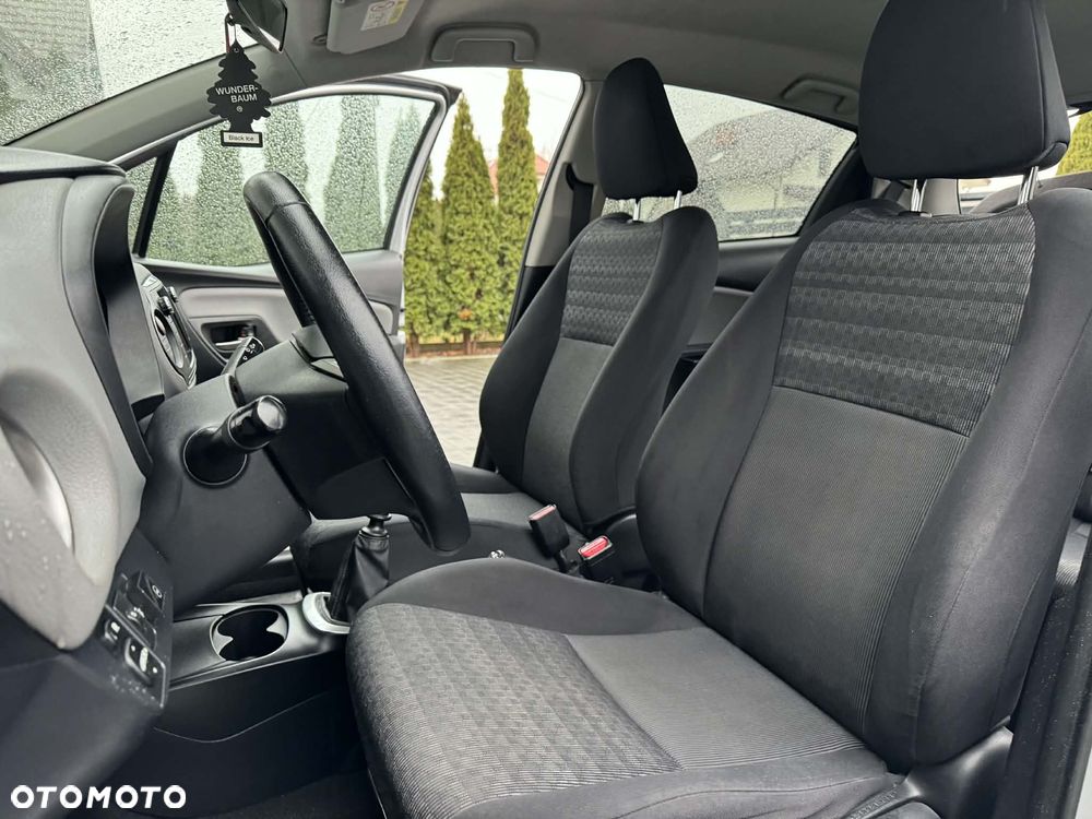 Toyota Yaris 1.33 Premium - 8
